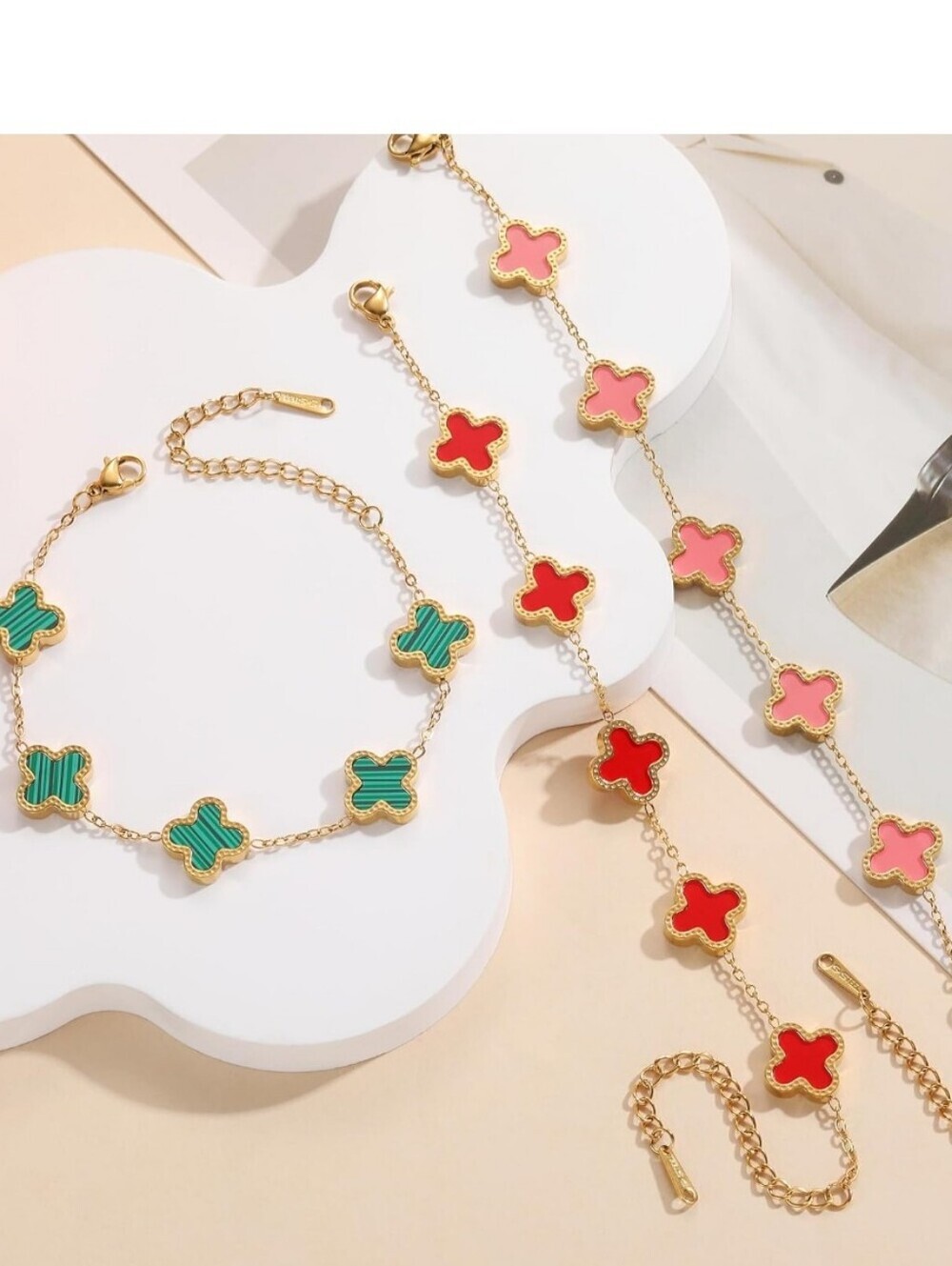 Gold Clover-Accent Women's Bracelet and Necklace Set - Pink, Red, Green